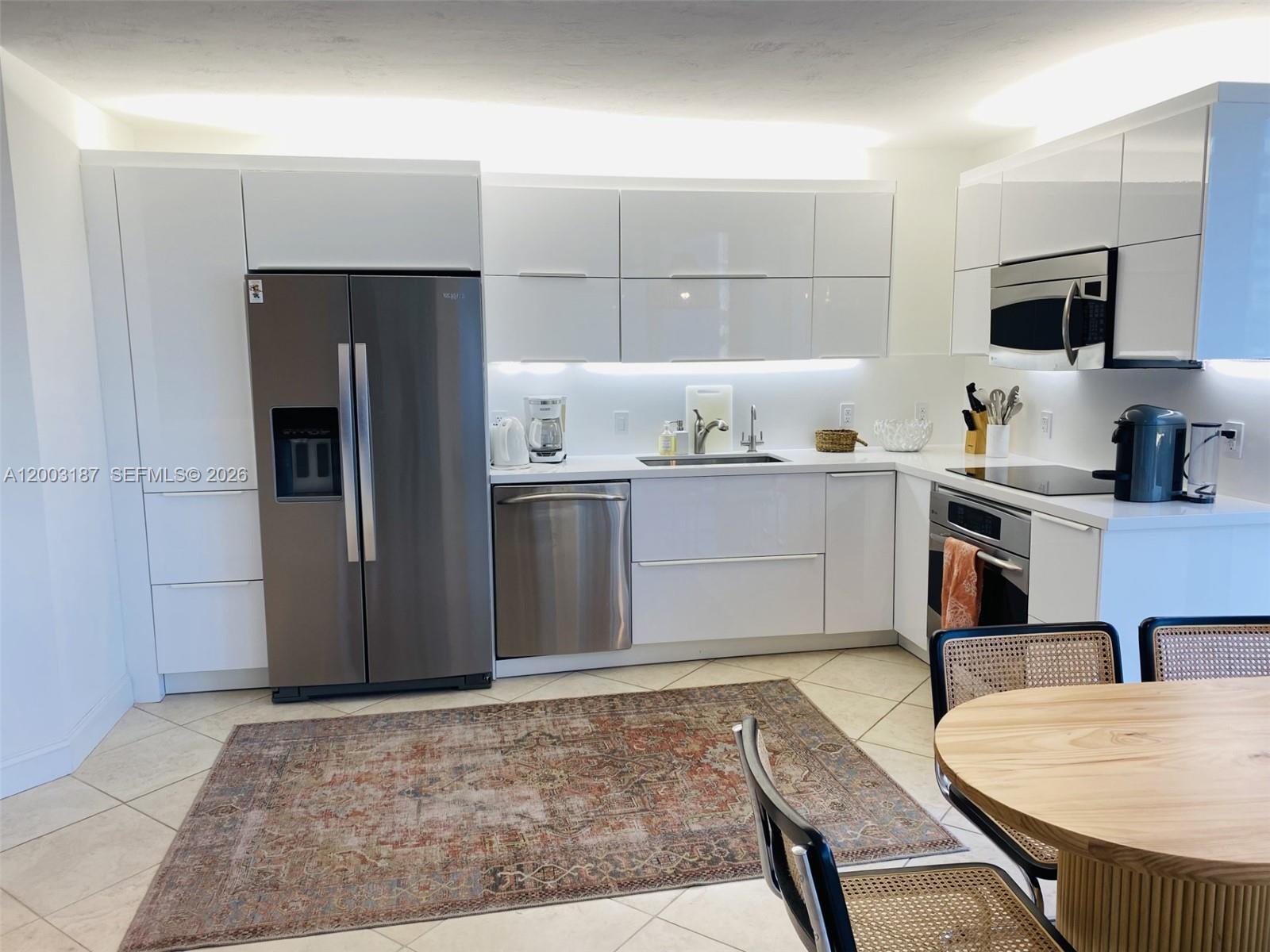 881 Ocean Dr #3E, Key Biscayne FL 33149