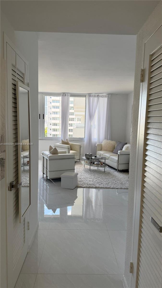 1200 West Ave #814, Miami Beach FL 33139