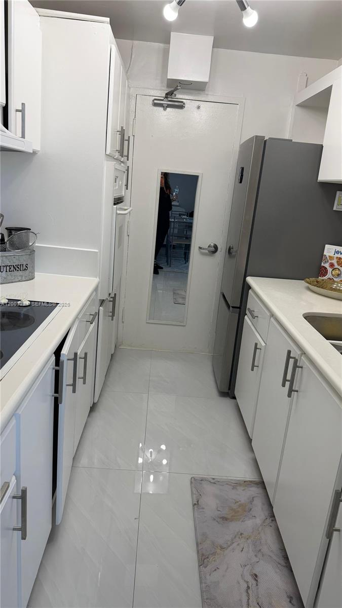 1200 West Ave #814, Miami Beach FL 33139