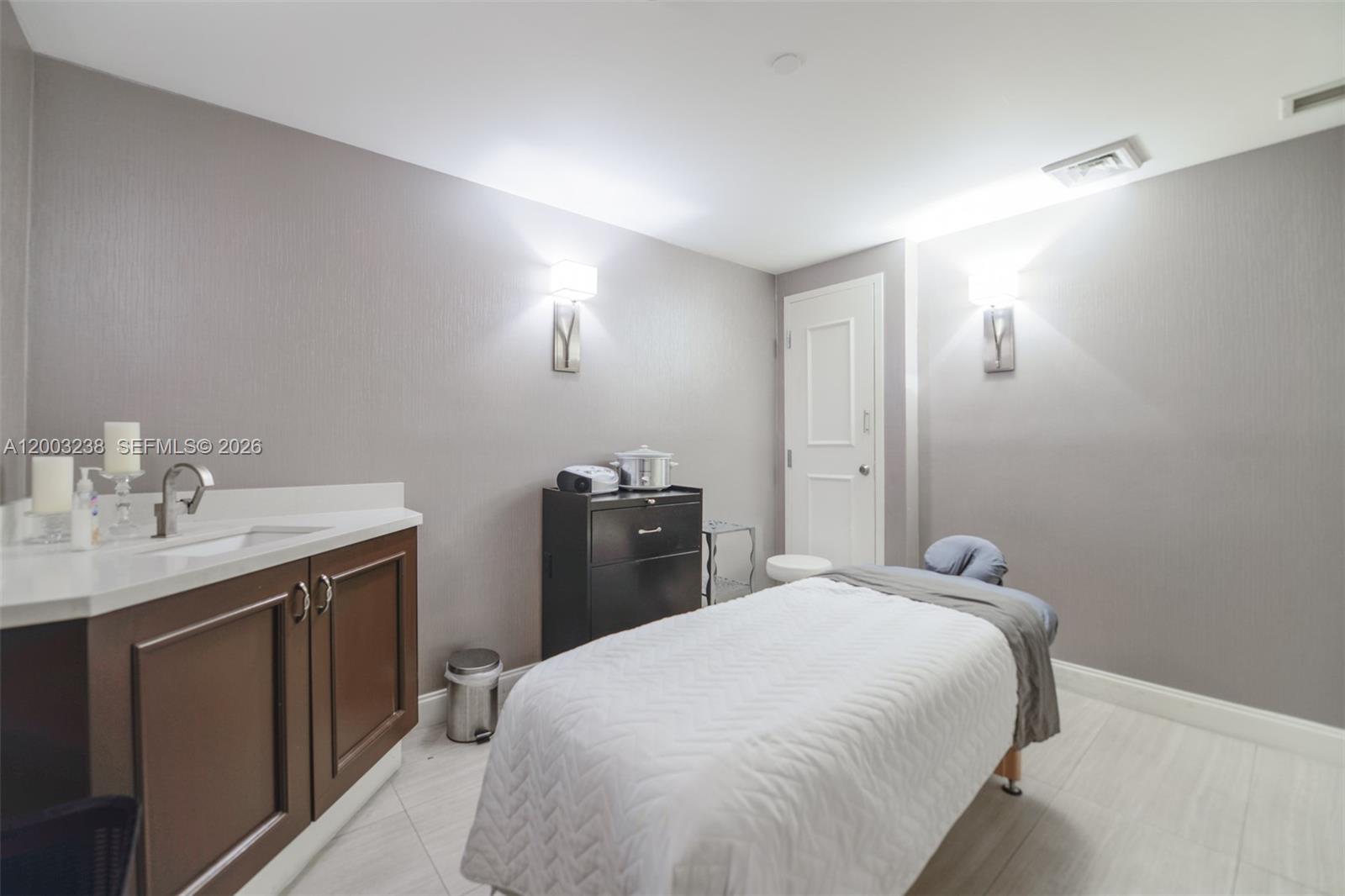 3201 NE 183rd St #2502, Aventura FL 33160