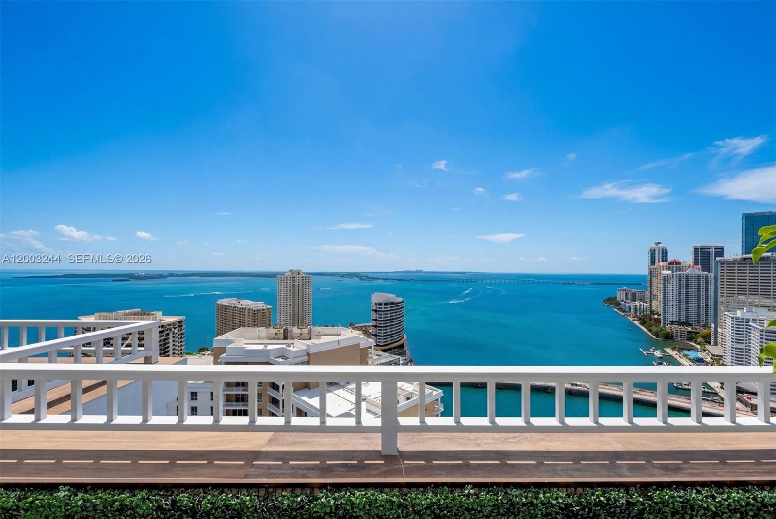801 Brickell Key Blvd #PH3306, Miami FL 33131
