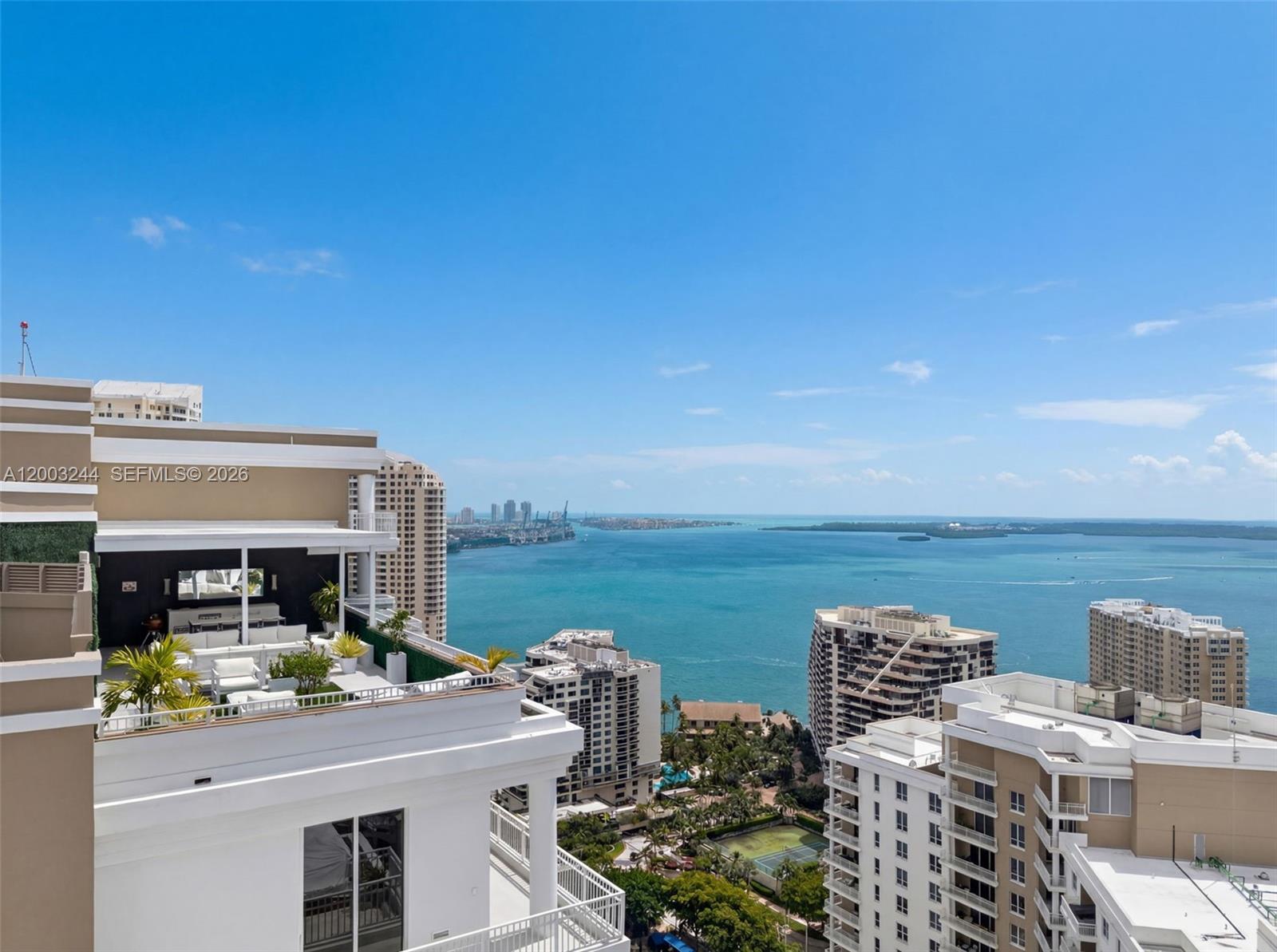 801 Brickell Key Blvd #PH3306, Miami FL 33131