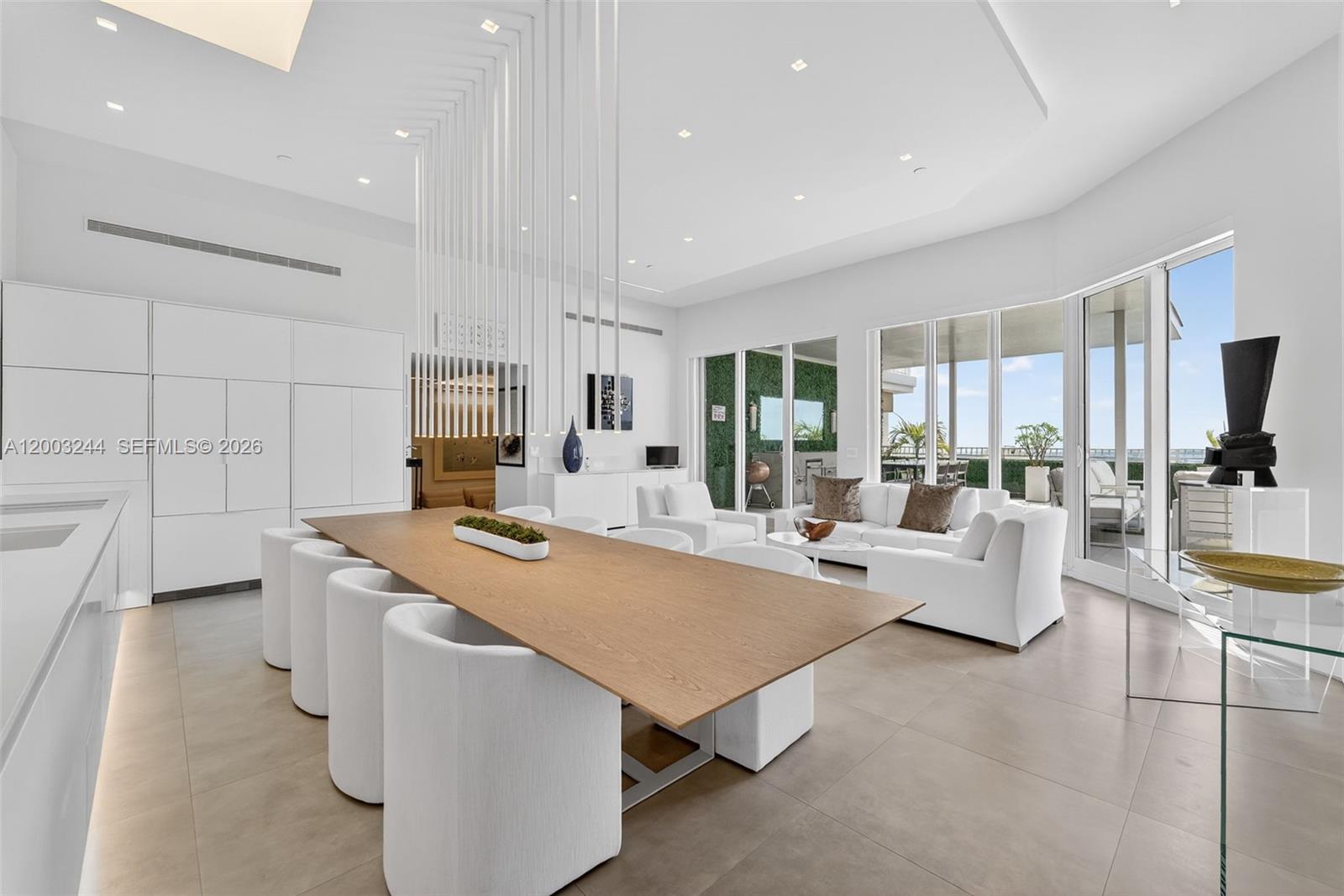 801 Brickell Key Blvd #PH3306, Miami FL 33131