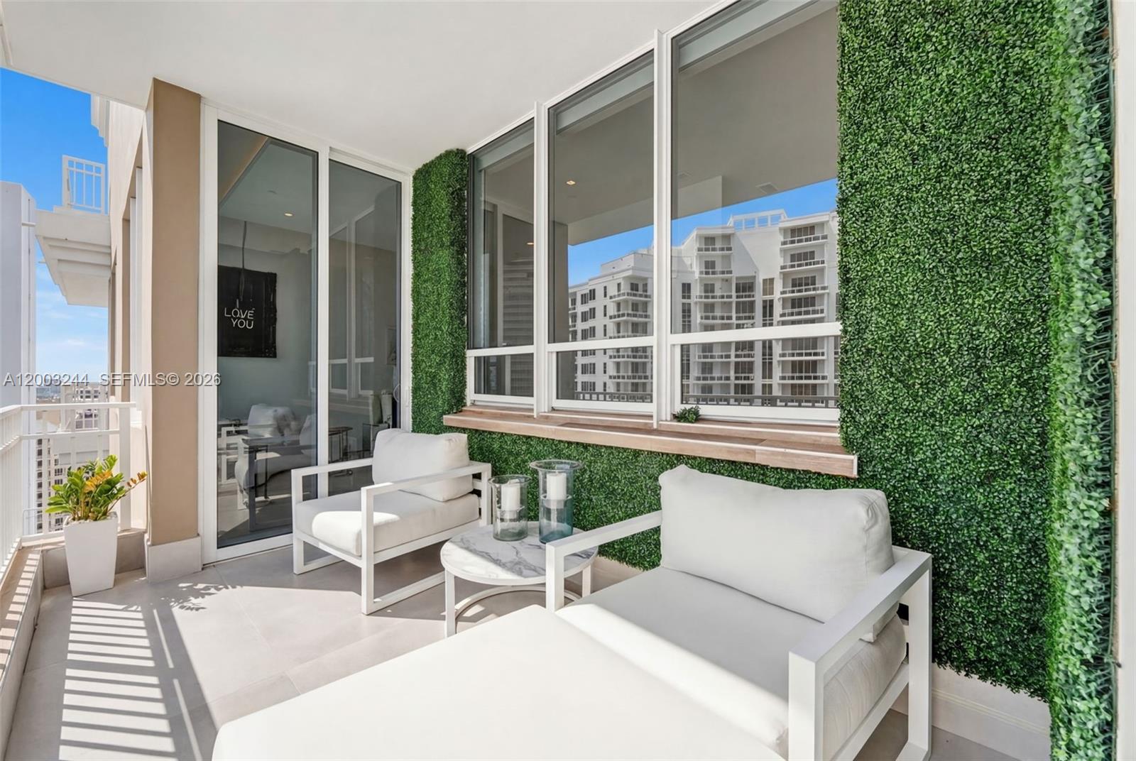 801 Brickell Key Blvd #PH3306, Miami FL 33131