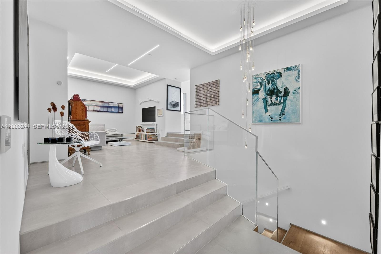 801 Brickell Key Blvd #PH3306, Miami FL 33131