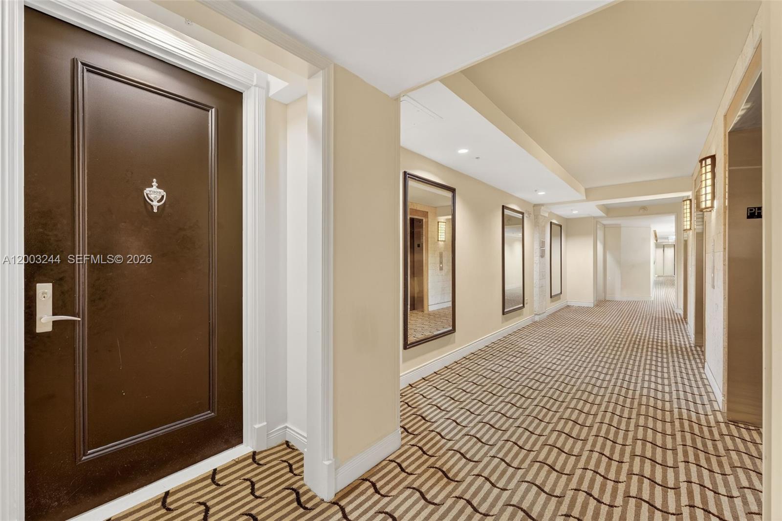 801 Brickell Key Blvd #PH3306, Miami FL 33131