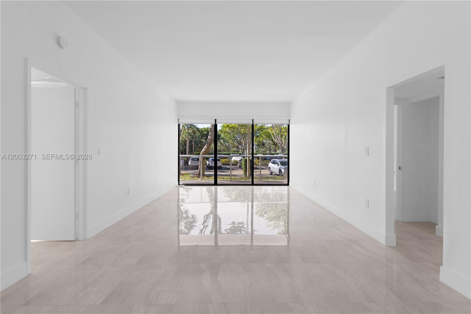 3731 N Country Club Dr #124, Aventura FL 33180