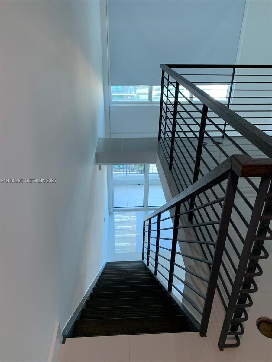 60 SW 13 ST #3202, Miami FL 33130