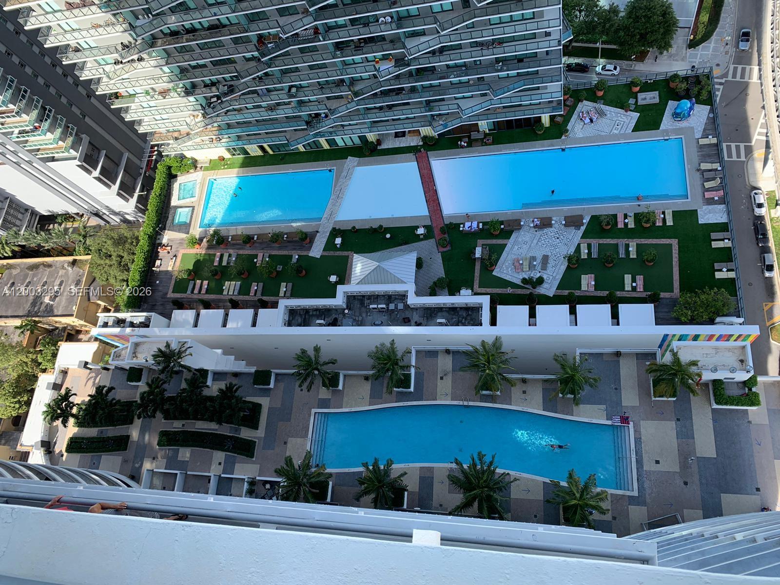 60 SW 13 ST #3202, Miami FL 33130