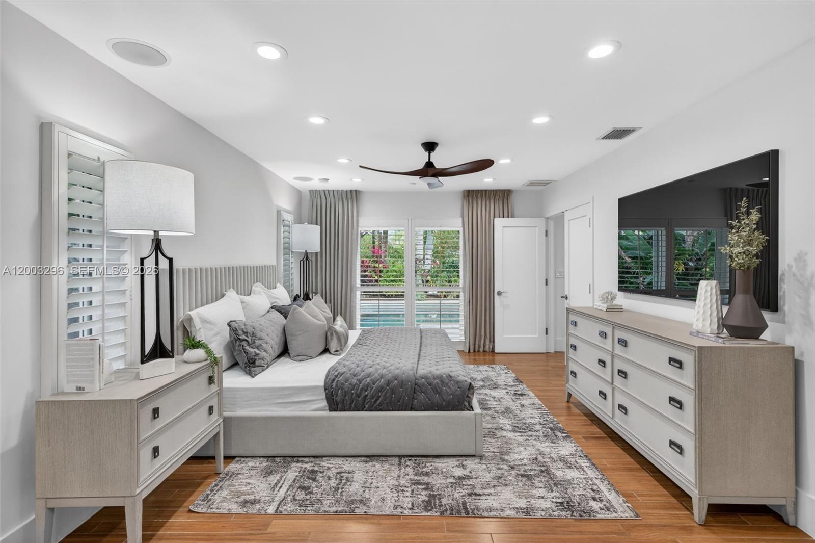 3050 NE 41st St, Fort Lauderdale FL 33308