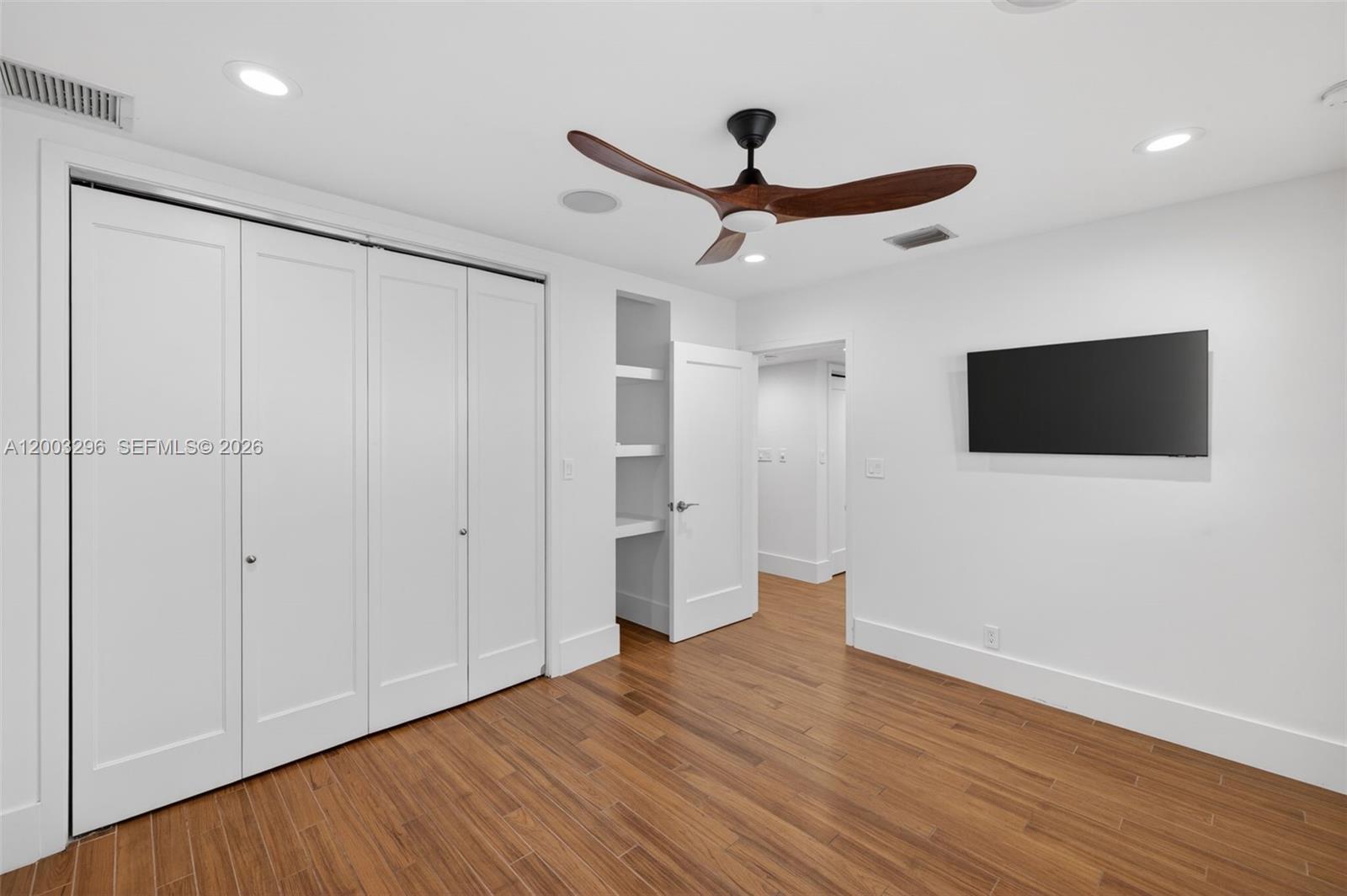 3050 NE 41st St, Fort Lauderdale FL 33308