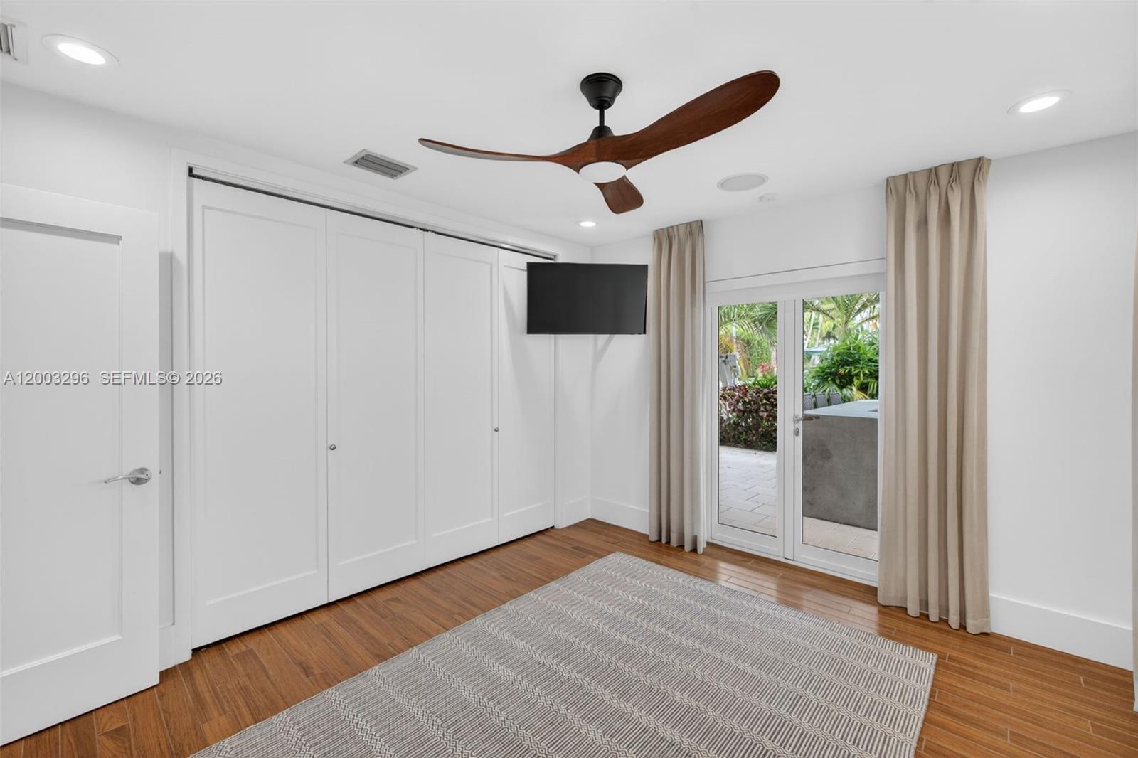 3050 NE 41st St, Fort Lauderdale FL 33308