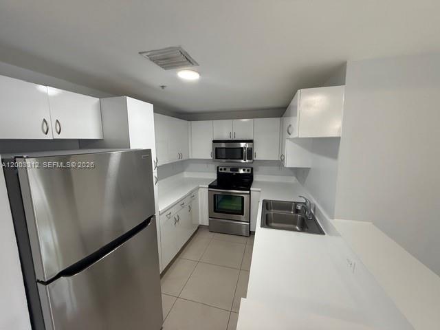 185 SE 14th Ter #808, Miami FL 33131