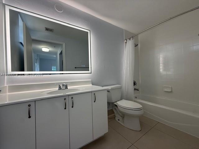 185 SE 14th Ter #808, Miami FL 33131