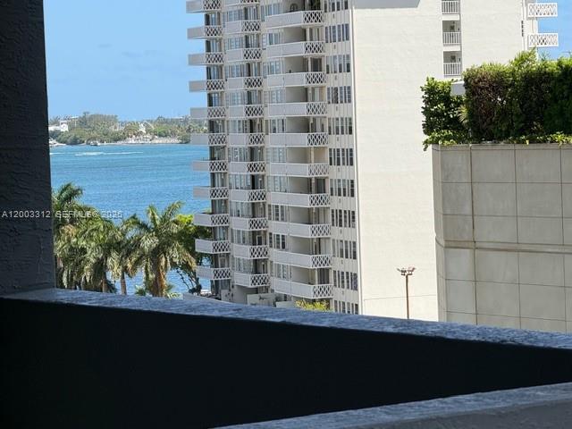 185 SE 14th Ter #808, Miami FL 33131