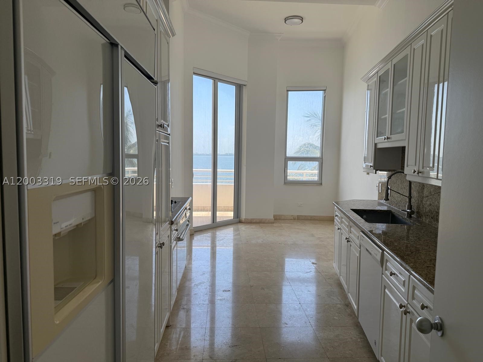 808 Brickell Key Dr #404, Miami FL 33131