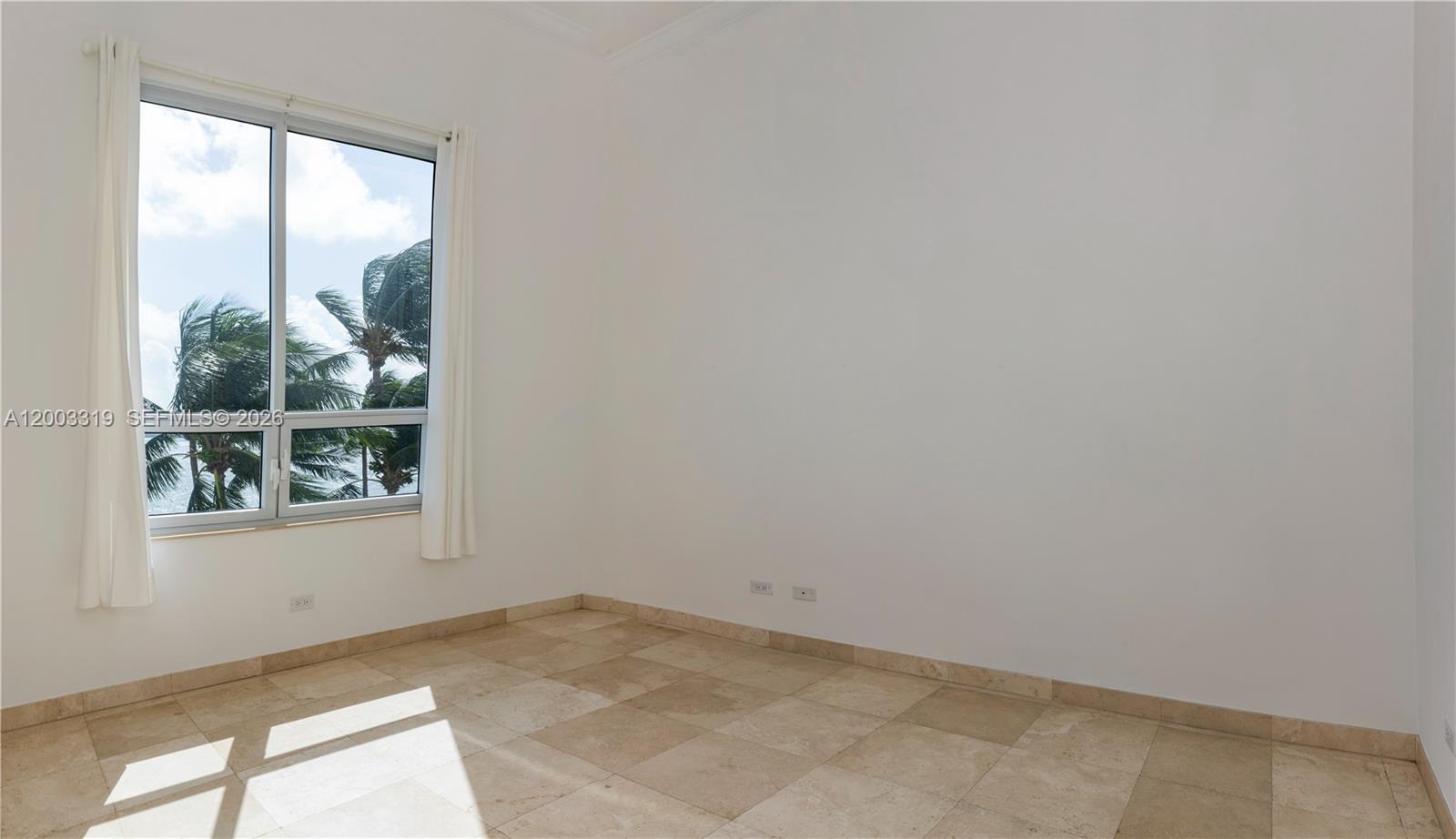 808 Brickell Key Dr #404, Miami FL 33131