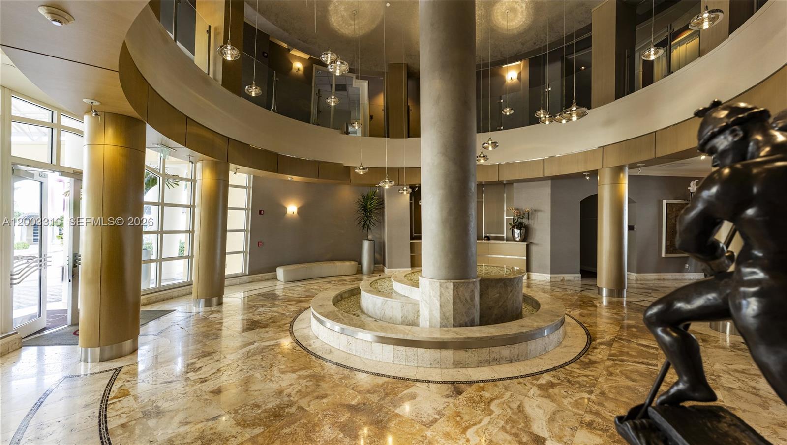 808 Brickell Key Dr #404, Miami FL 33131
