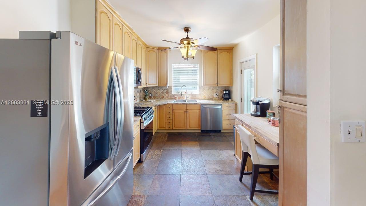 951 NE 116th St, Biscayne Park FL 33161