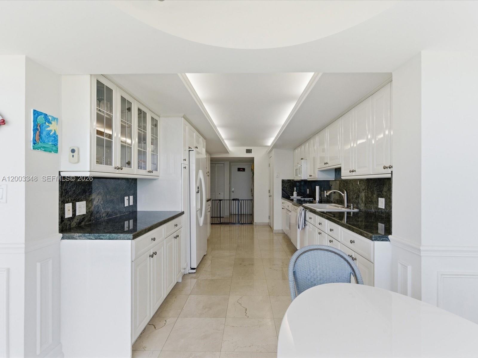 600 Grapetree Dr #10BN, Key Biscayne FL 33149