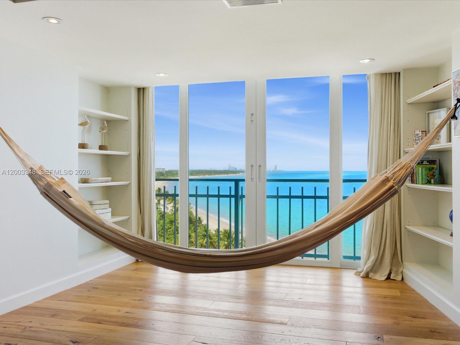 600 Grapetree Dr #10BN, Key Biscayne FL 33149