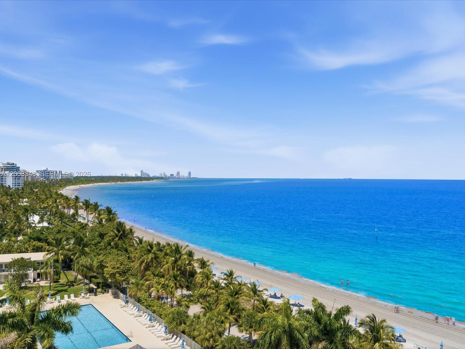 600 Grapetree Dr #10BN, Key Biscayne FL 33149