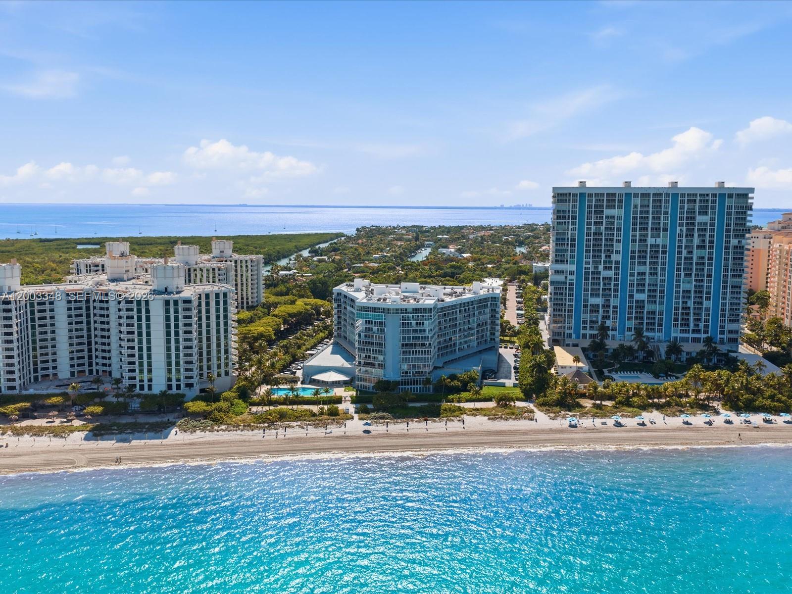 600 Grapetree Dr #10BN, Key Biscayne FL 33149
