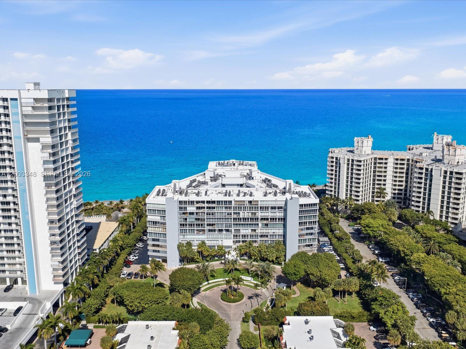 600 Grapetree Dr #10BN, Key Biscayne FL 33149