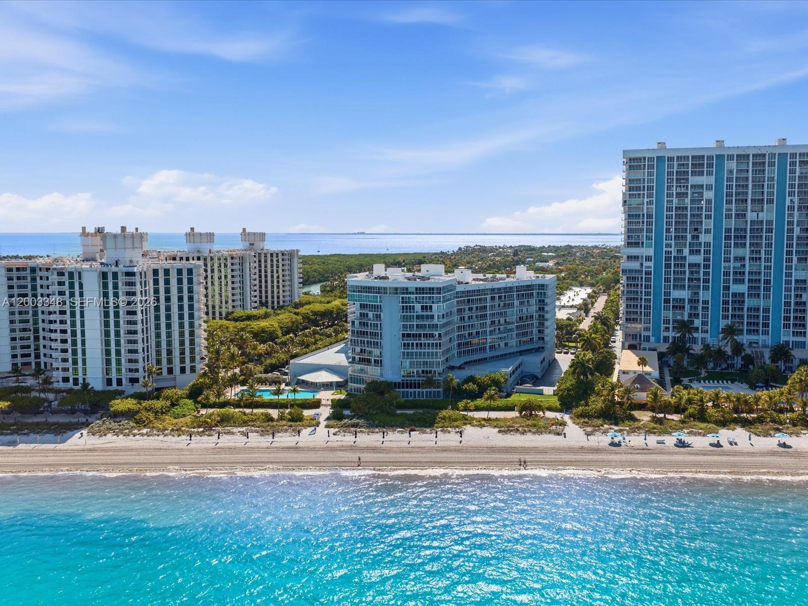 600 Grapetree Dr #10BN, Key Biscayne FL 33149