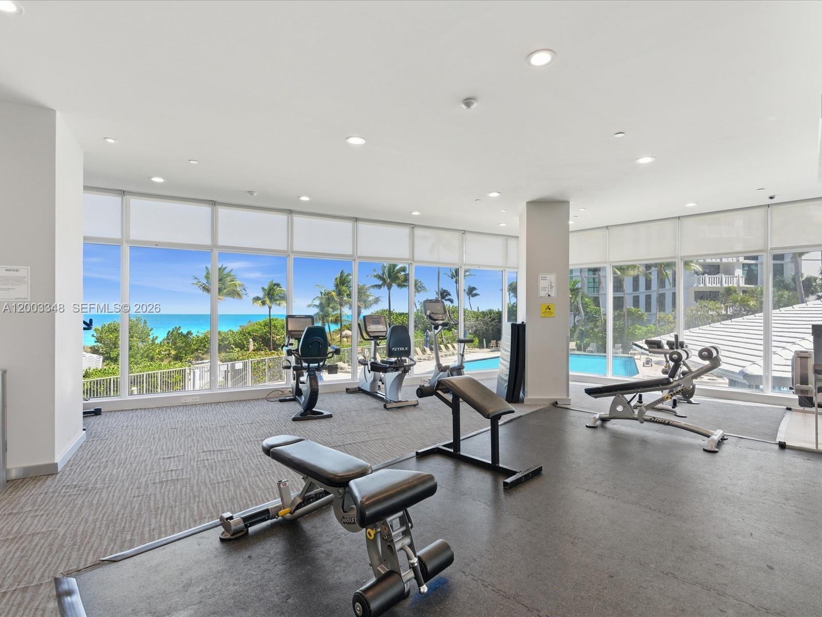 600 Grapetree Dr #10BN, Key Biscayne FL 33149