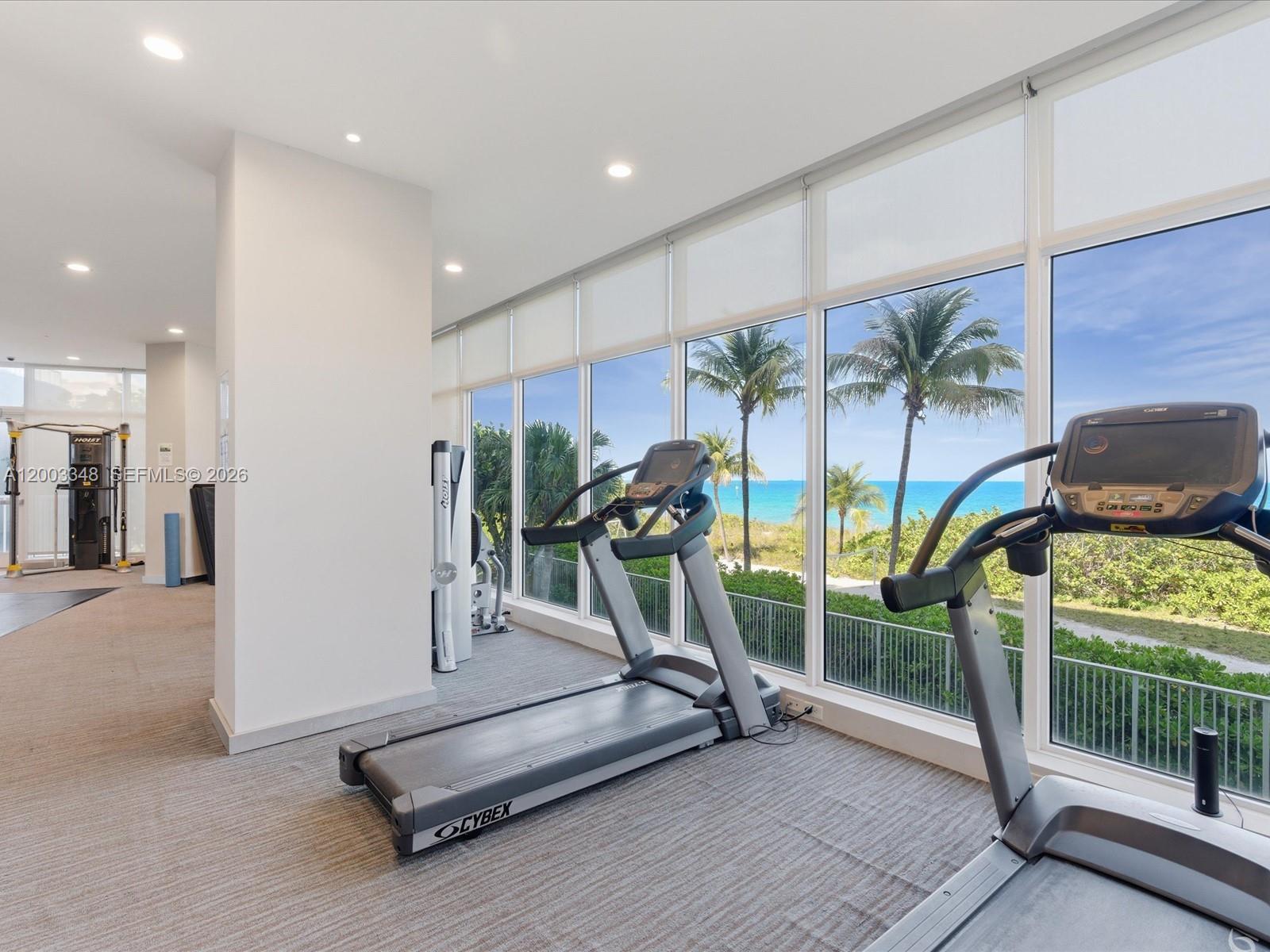 600 Grapetree Dr #10BN, Key Biscayne FL 33149
