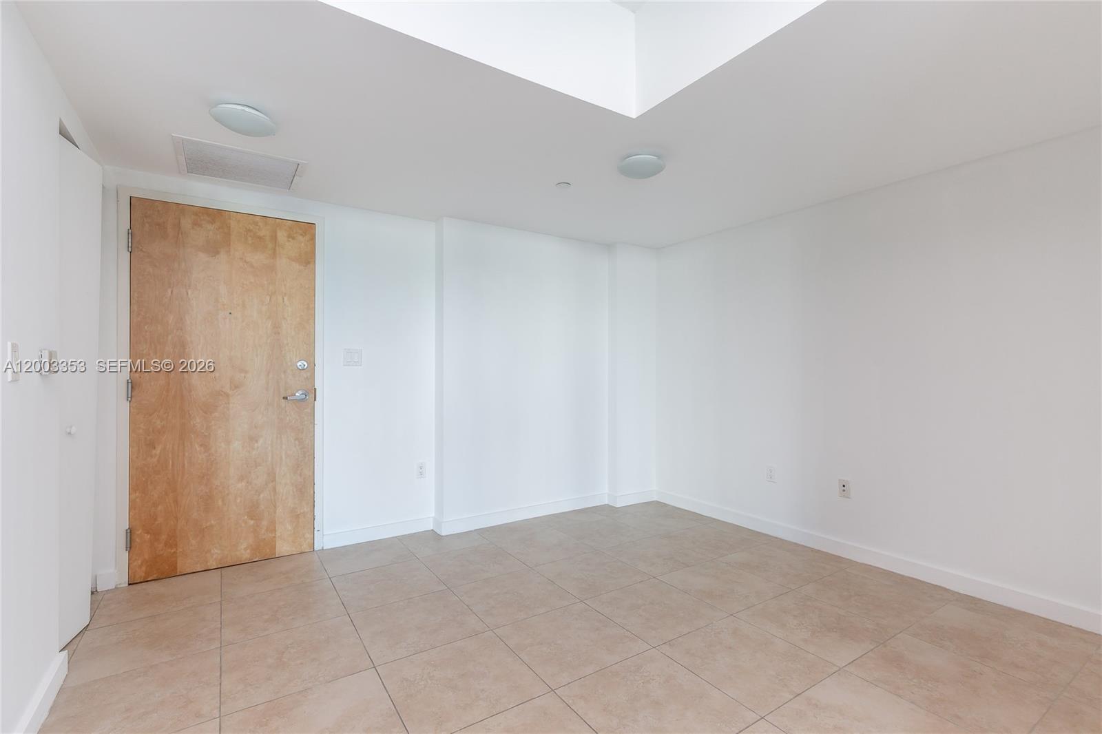 350 S Miami Ave #1207, Miami FL 33130