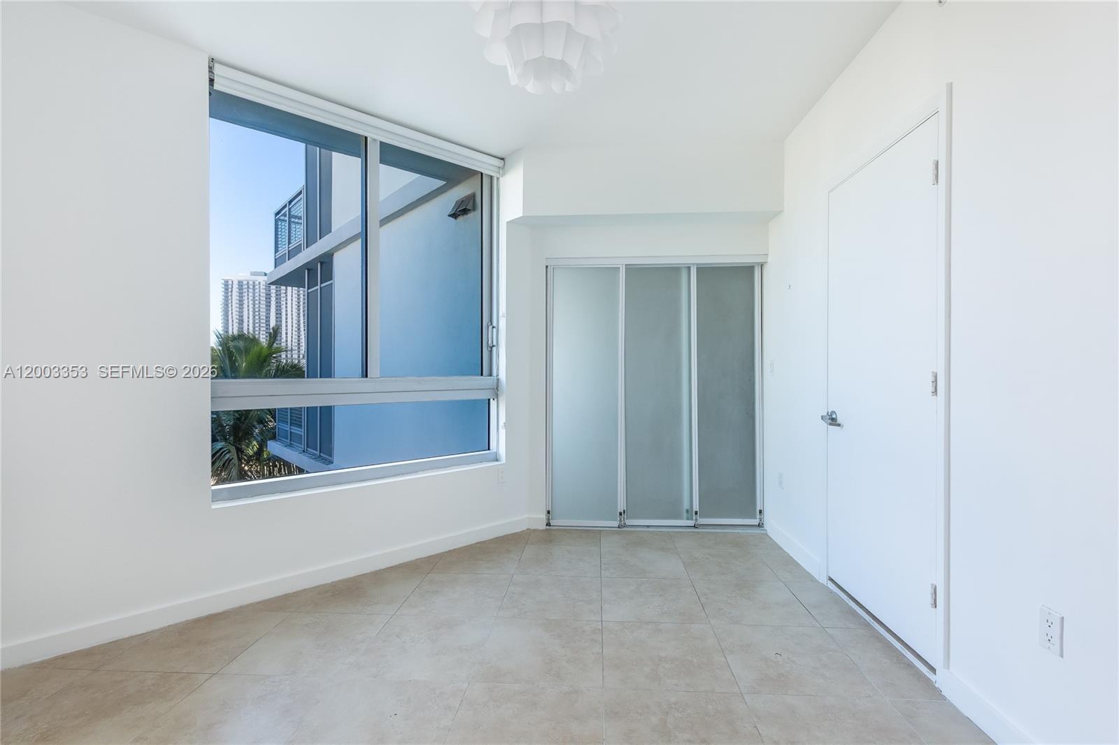 350 S Miami Ave #1207, Miami FL 33130