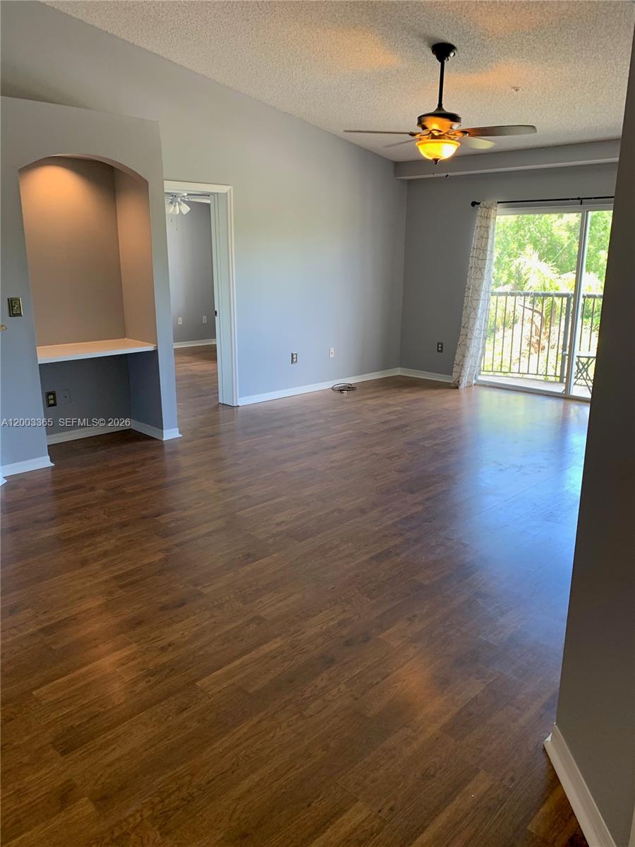 600 N Crestwood Ct N #610, Royal Palm Beach FL 33411