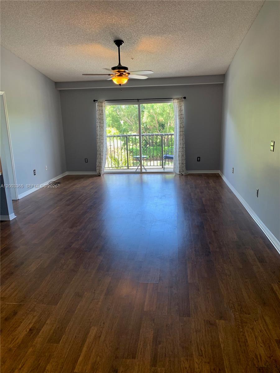 600 N Crestwood Ct N #610, Royal Palm Beach FL 33411