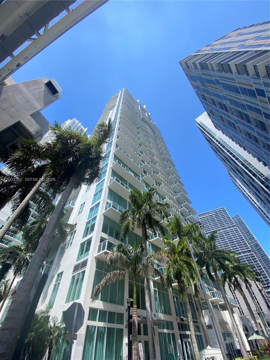 41 SE 5th St #1108, Miami FL 33131