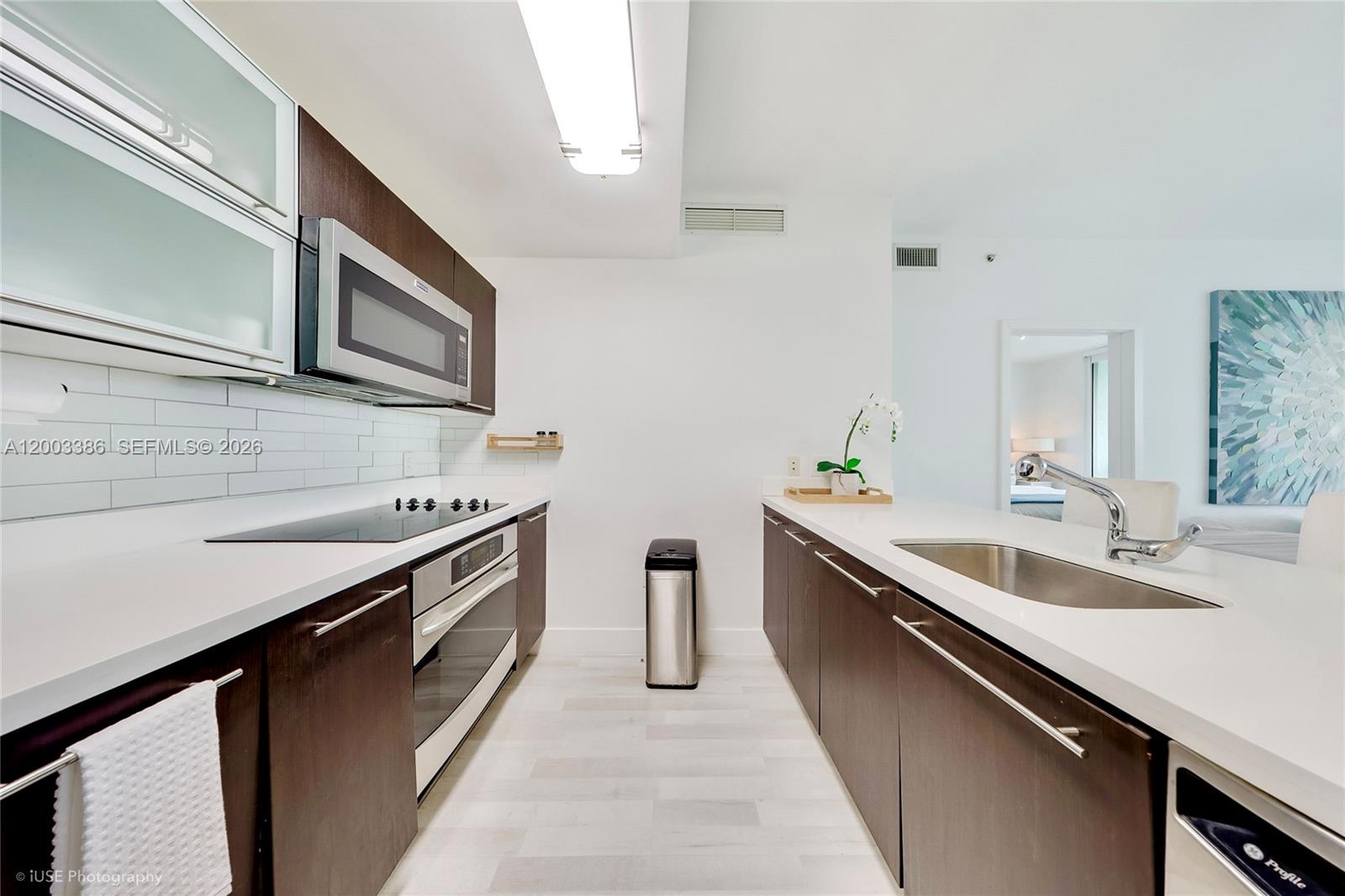 90 SW 3rd St #3109, Miami FL 33130