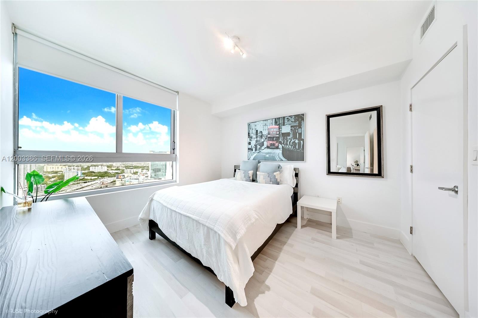90 SW 3rd St #3109, Miami FL 33130