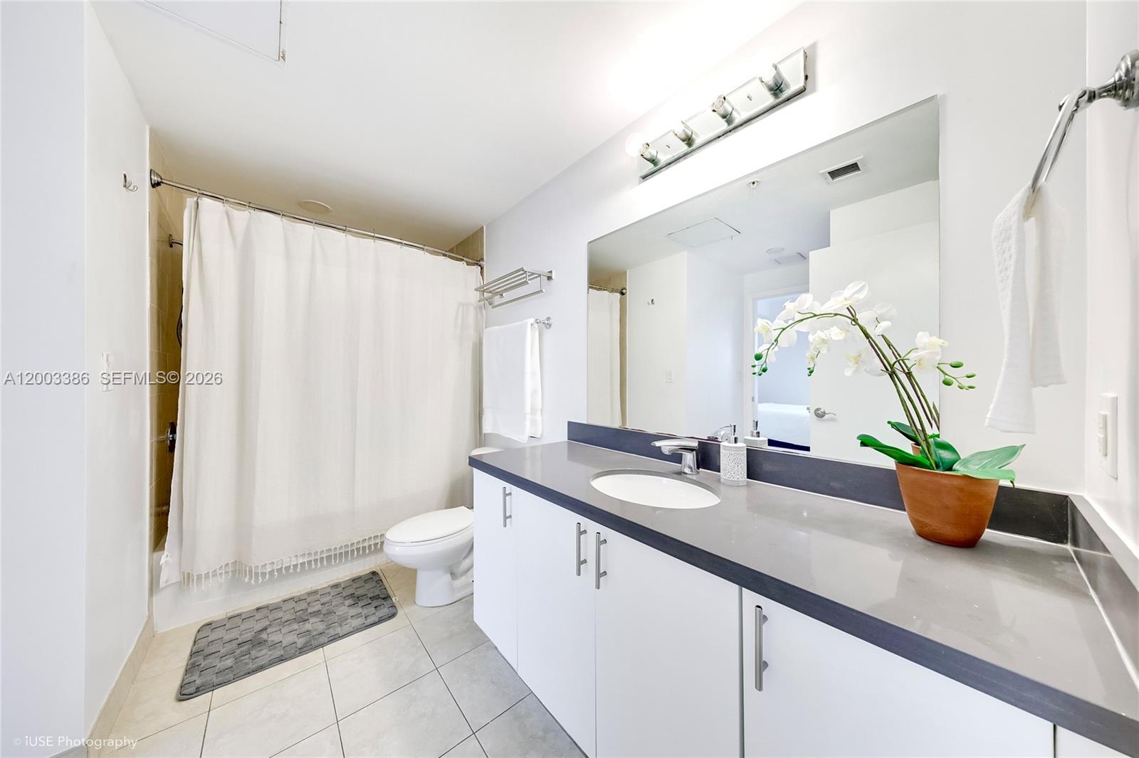 90 SW 3rd St #3109, Miami FL 33130