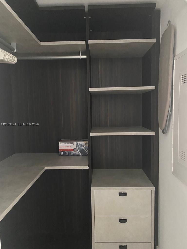 121 NE 34th St #1703, Miami FL 33137