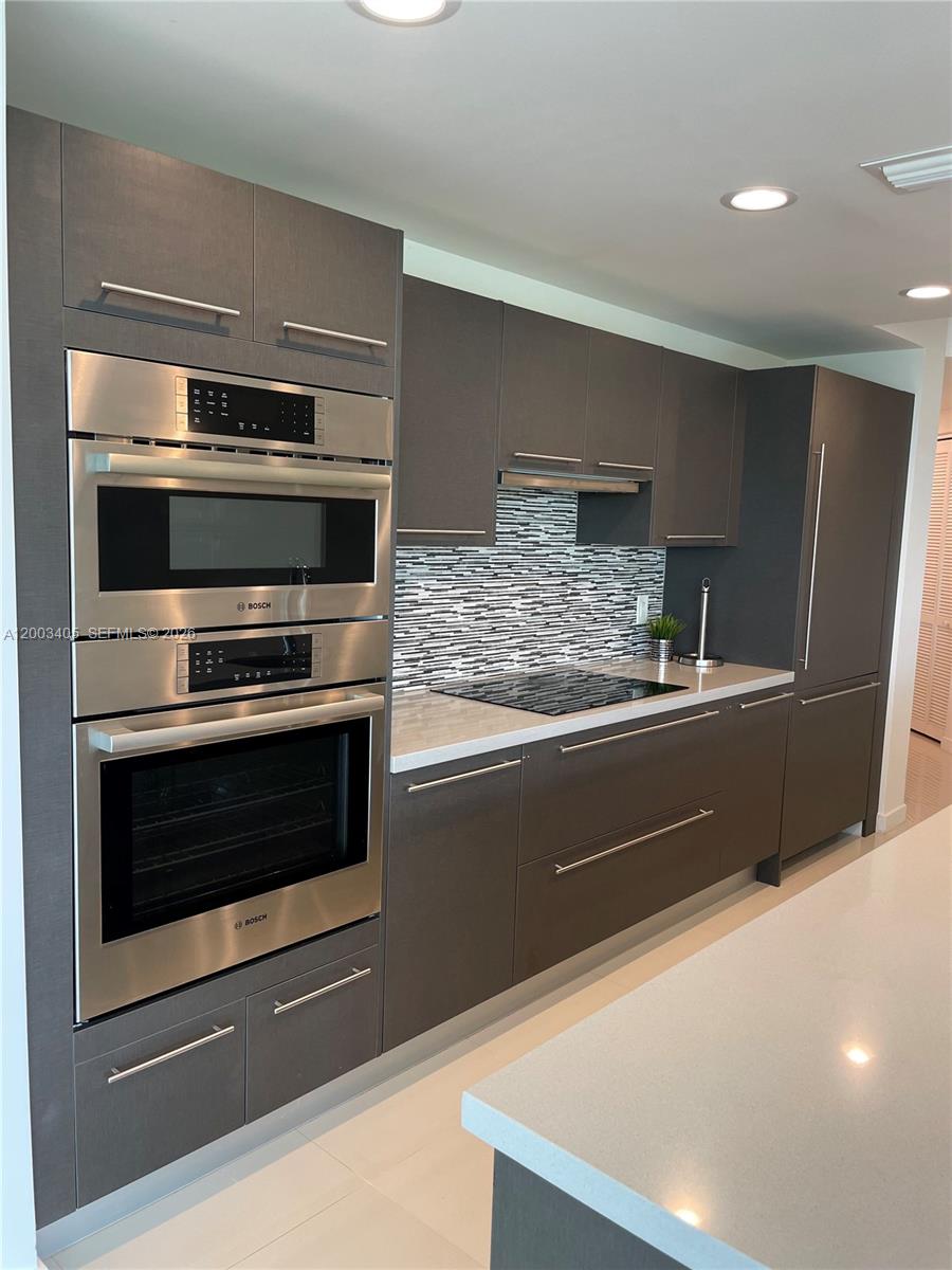 7751 NW 107th Ave #411, Doral FL 33178
