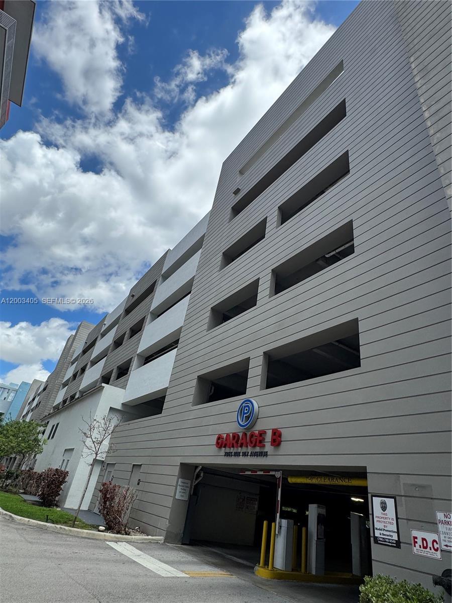 7751 NW 107th Ave #411, Doral FL 33178