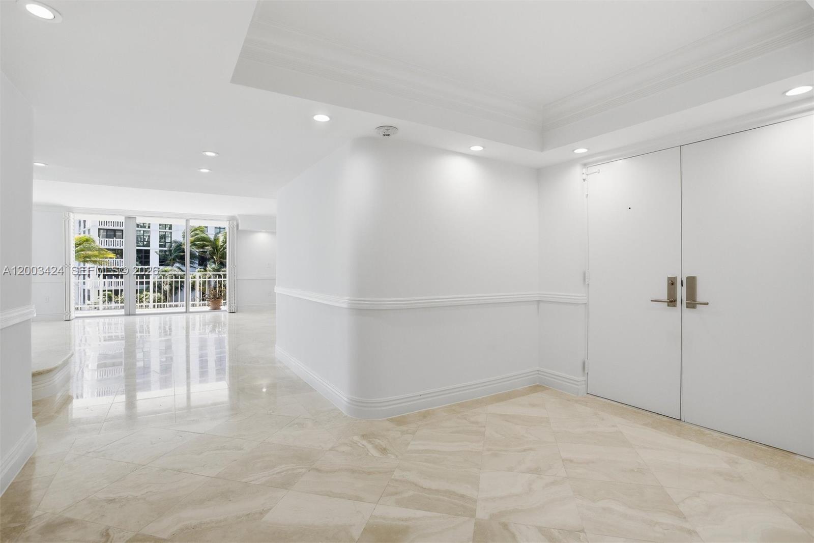 600 Grapetree Dr #4BS, Key Biscayne FL 33149