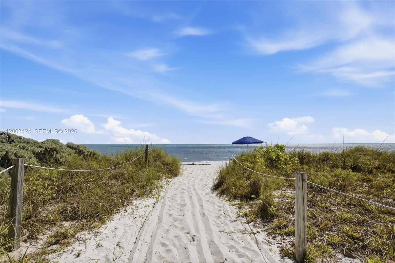 600 Grapetree Dr #4BS, Key Biscayne FL 33149