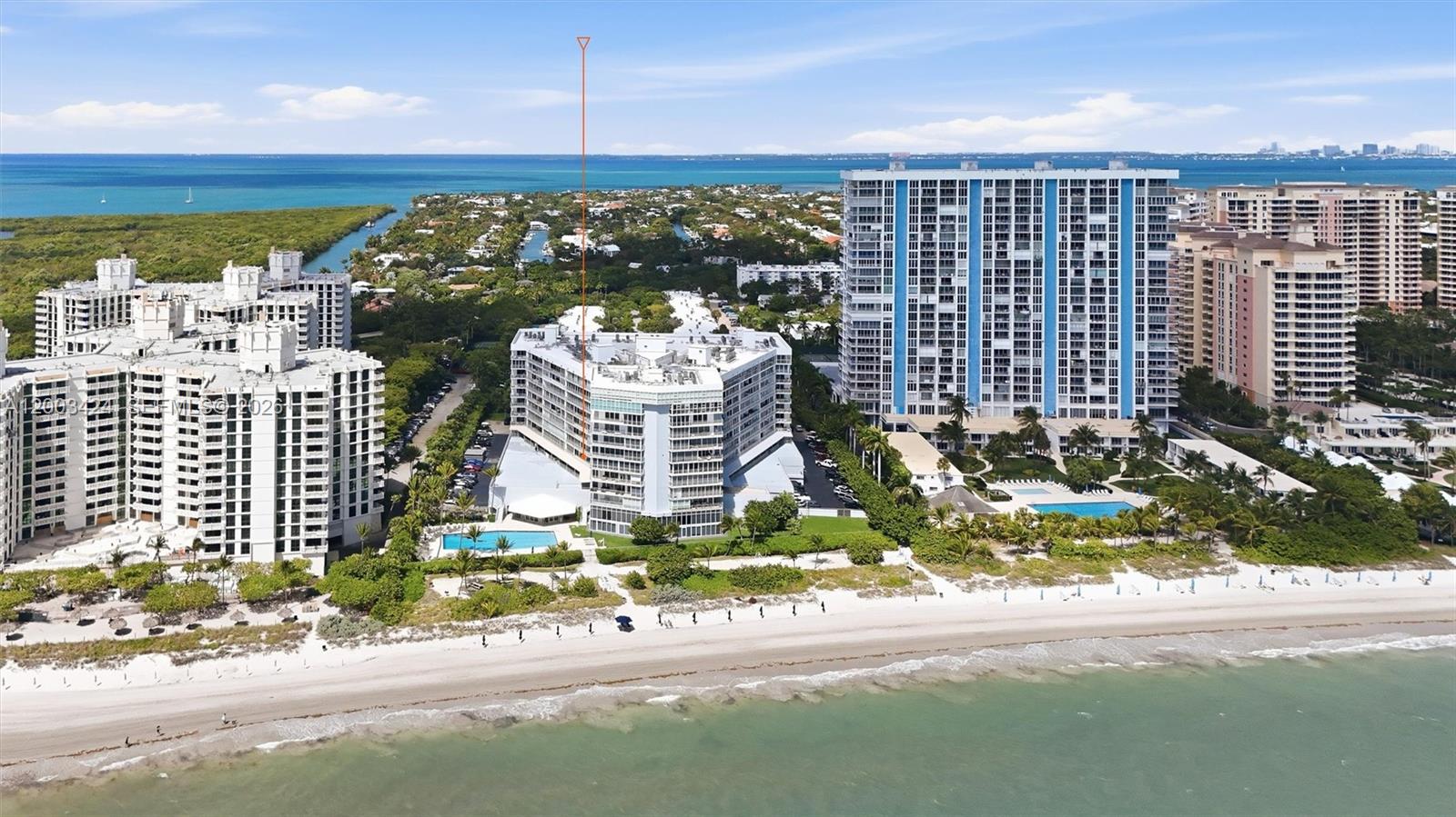 600 Grapetree Dr #4BS, Key Biscayne FL 33149