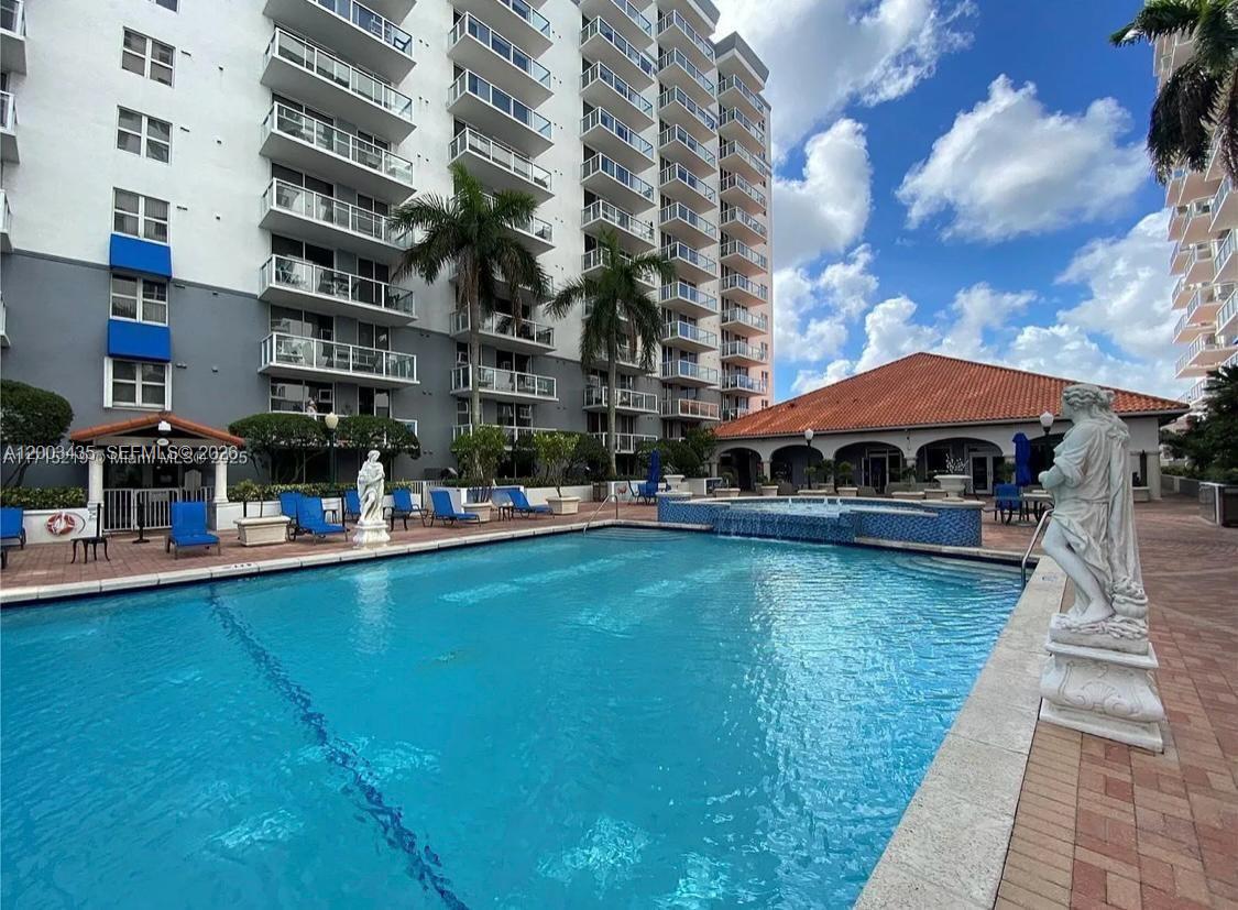 5077 NW 7th St #1107, Miami FL 33126