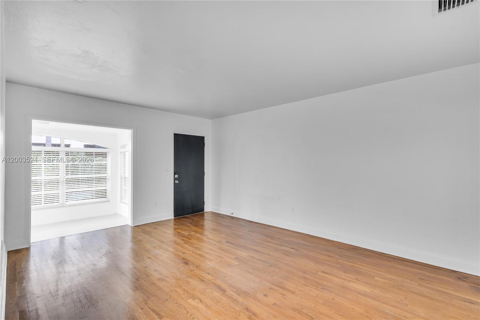 10 Century Ln, Miami Beach FL 33139