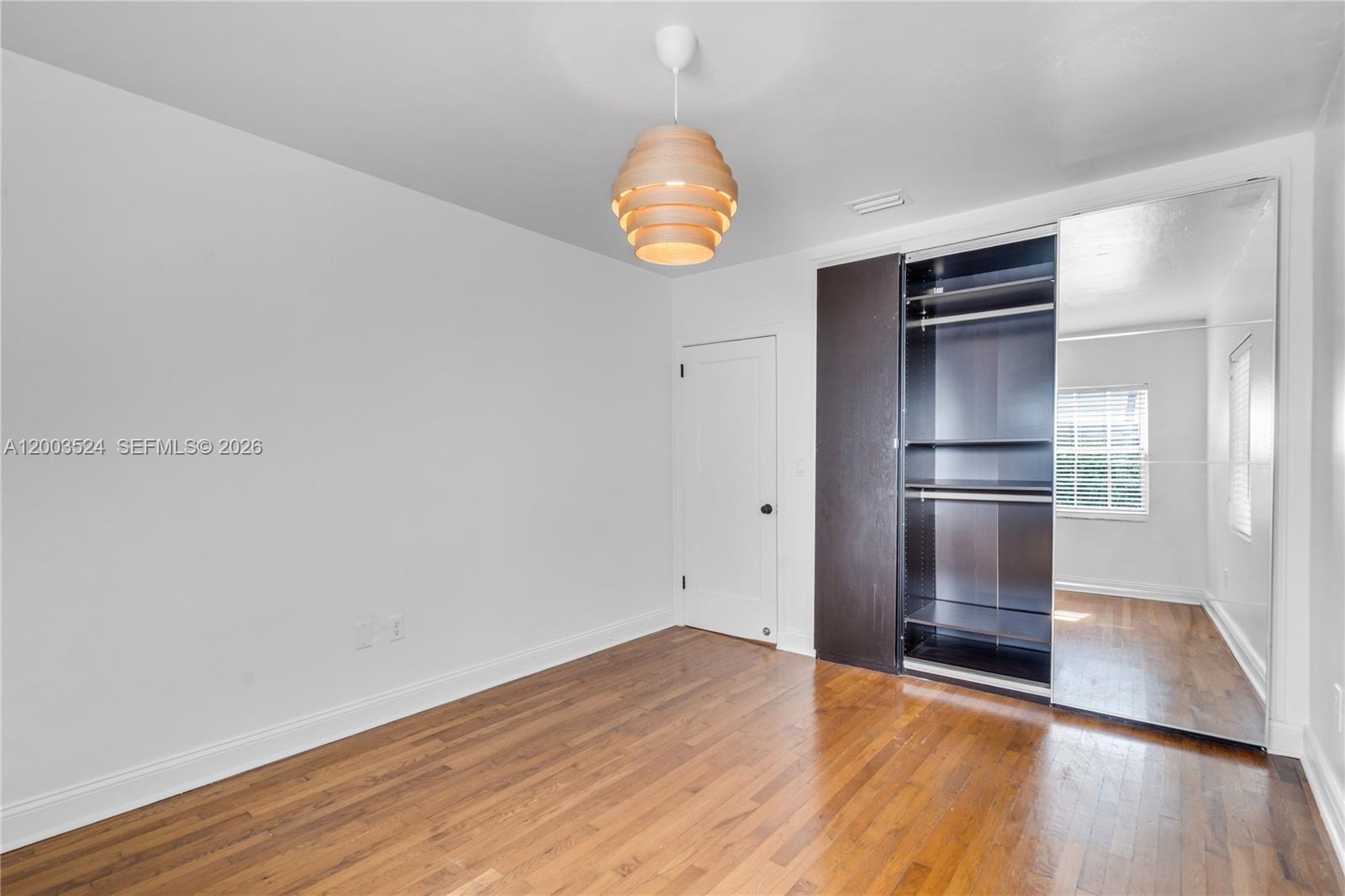 10 Century Ln, Miami Beach FL 33139