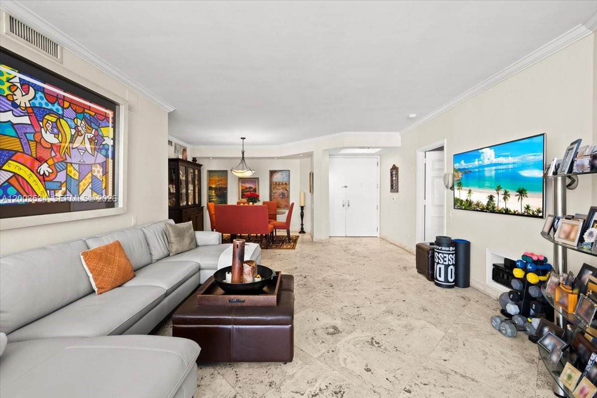 808 BRICKELL KEY DR #1205, Miami FL 33131