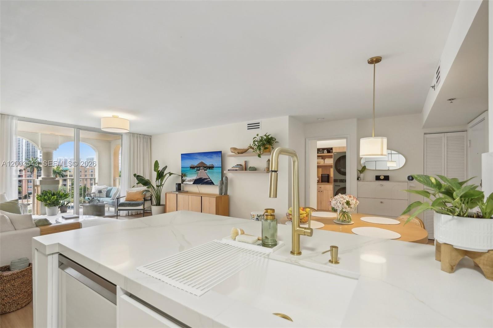 19701 E Country Club Dr #5603, Aventura FL 33180